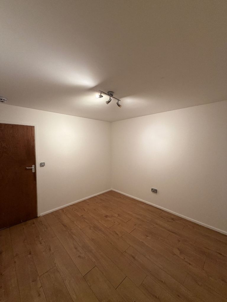 Soundproof Music Studio in Canning Town | Starlane Studios