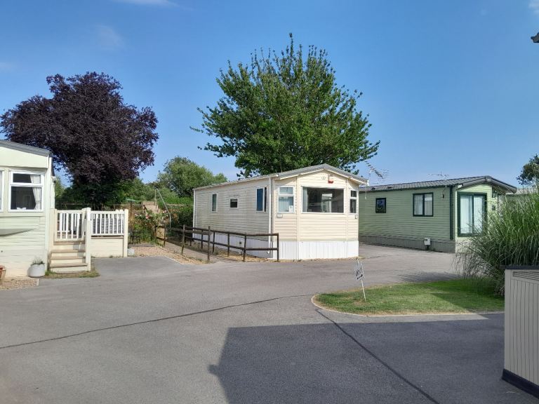 SITED STATIC CARAVAN RIVERVIEW HOLIDAY PARK 