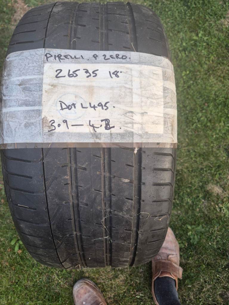 265 35 18 Pirelli P Zero 97Y Tyre DOT L495 3.9mm 4.2mm