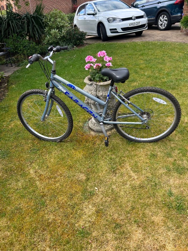 Saracen ladies Bike – Blue/grey, Good Condition