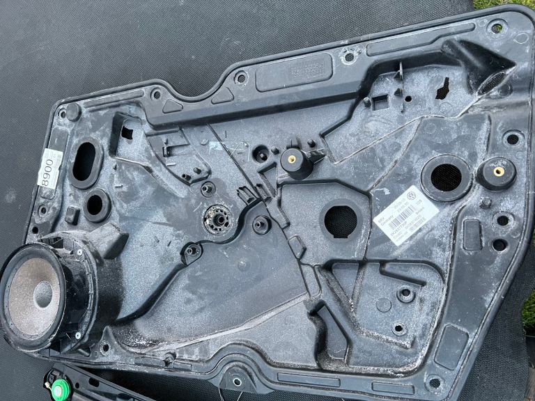 VW Golf mk 6 front driver side window regulator 