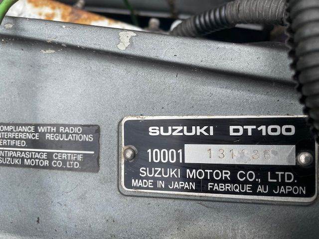 Suzuki Outboard Engine DT100 V4 100HP  1991- Breaking for parts