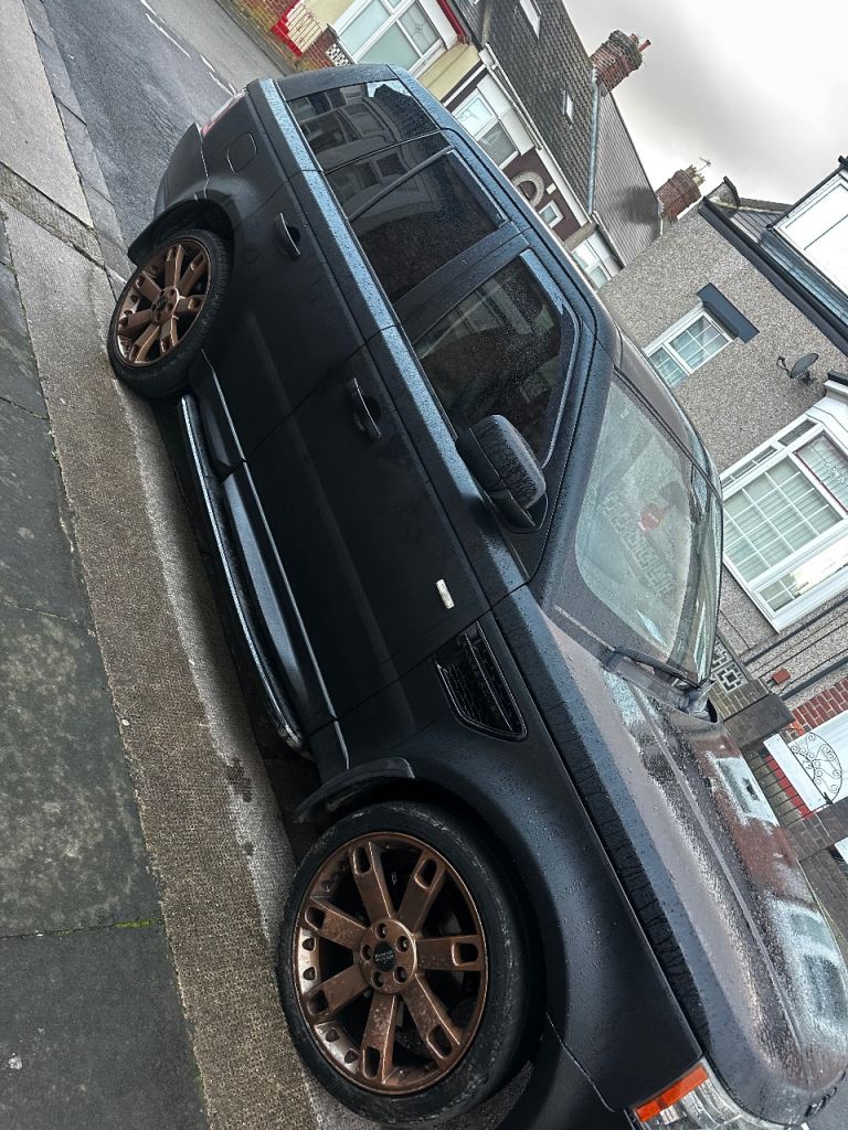 RANGE ROVER SPORT HSE LUX