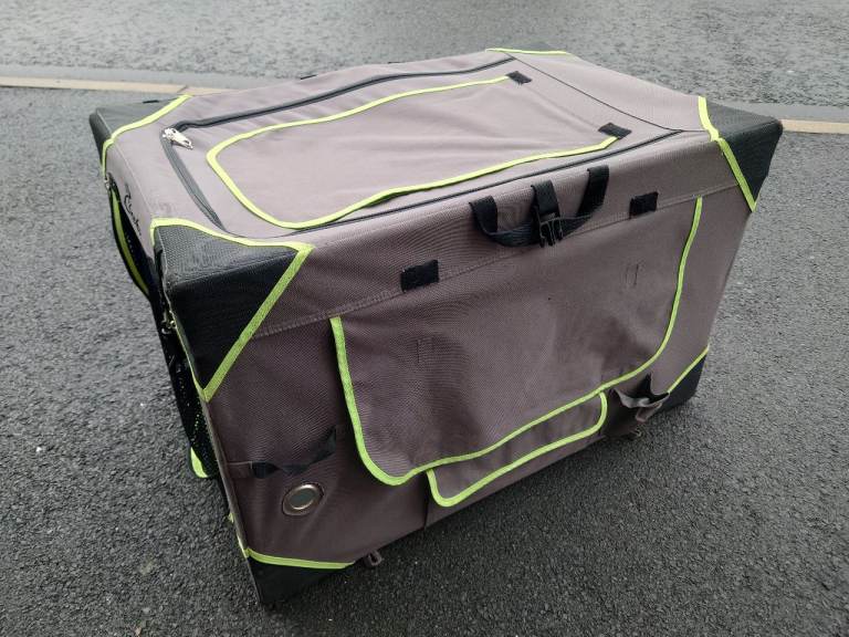 Cheeko Easy Up Fabric Kennel, Portable & Convenient Dog Crate - Size Medium ( 75 x 51 x 48cm)