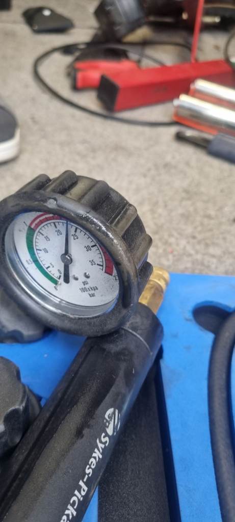 Coolant pressure test kit