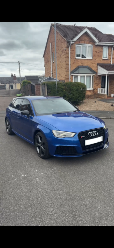 AUDI RS3