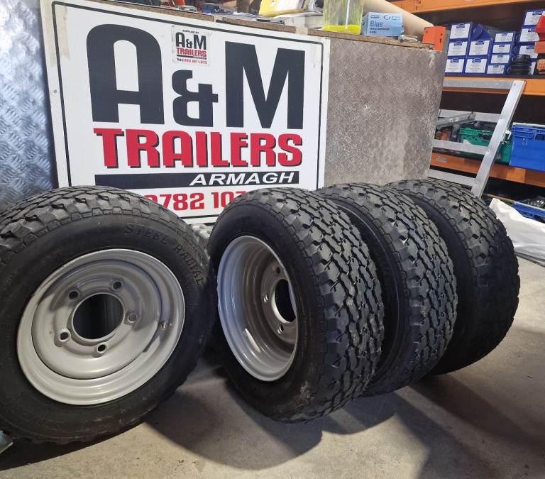 Plant trailer wheels 
