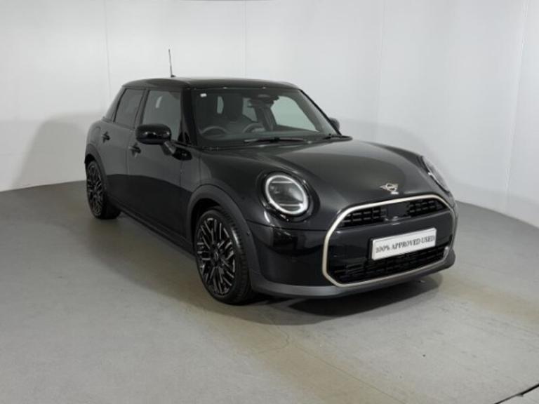 MINI COOPER 1.5 C Exclusive 5dr Auto