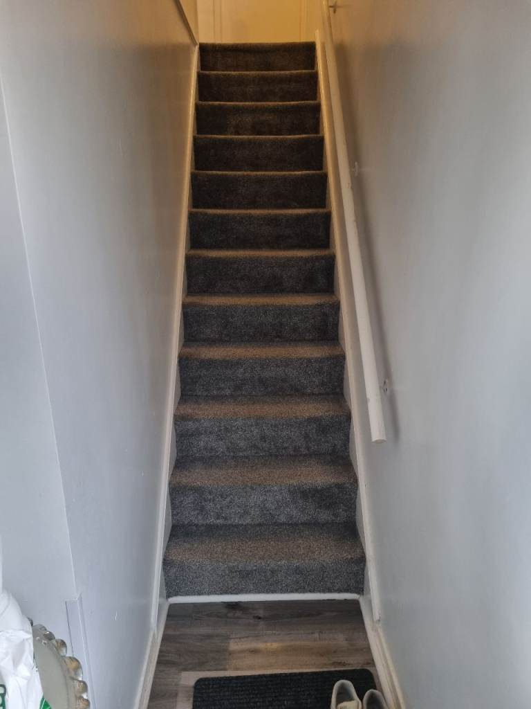 Stairs carpet 