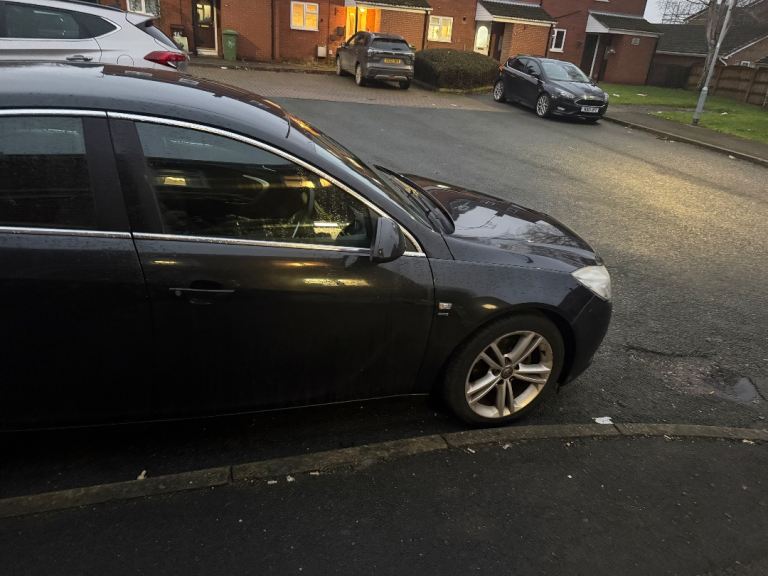 Vauxhall, INSIGNIA, Hatchback, 2011, Manual, 1956 (cc), 5 doors