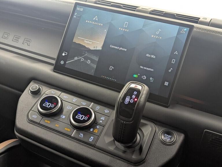 2024 Land Rover Defender 90 D300 MHEV X SUV Diesel Automatic