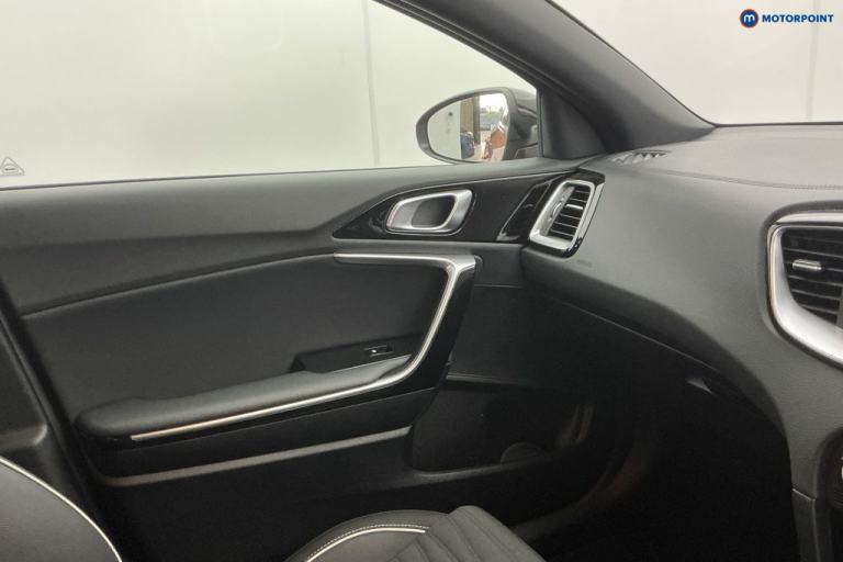 2024 Kia Pro Ceed 1.5T GDi ISG 138 GT-Line 5dr ESTATE PETROL Manual