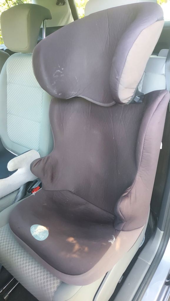 Car seat for child ( booster)