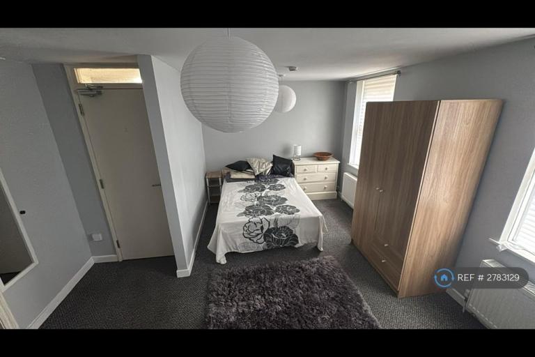 1 bedroom in Walerand Road, London, SE13 (#2783129)