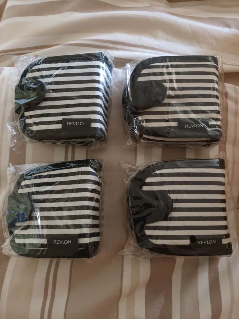 New Revlon Lipstick Cases with Mirror Brand new Sealed Collect PO6 1AZ