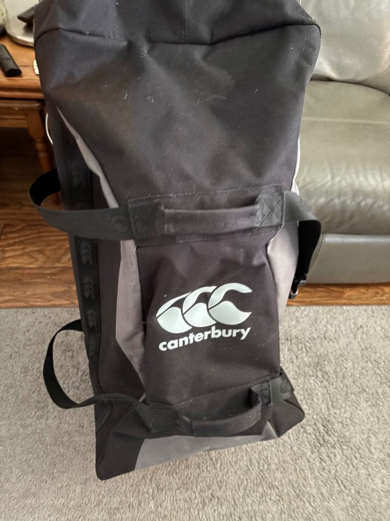 Canterbury suitcase
