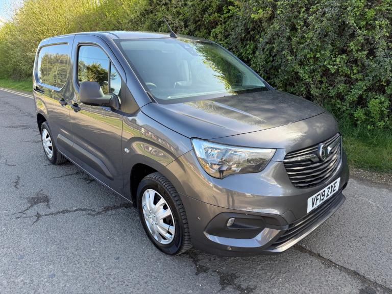 2019 Vauxhall Combo 2000 1.6 Turbo D 100ps H1 Sportive Van PANEL VAN Diesel Manual