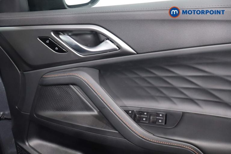 2025 MG MG HS 1.5 T-GDI Trophy 5dr DCT ESTATE PETROL Automatic