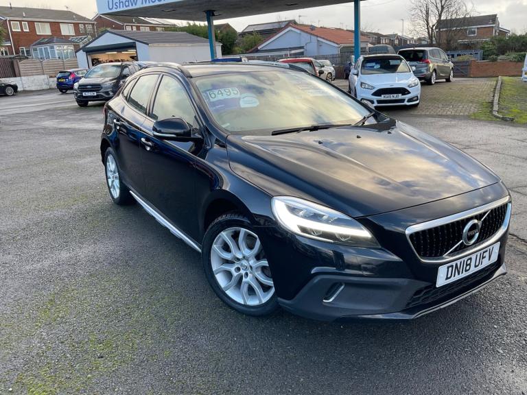 2018 Volvo V40 D2 [120] Cross Country Pro 5dr HATCHBACK Diesel Manual