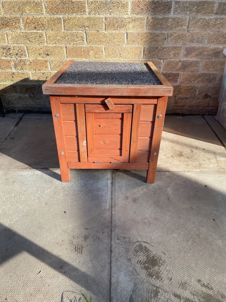 Rabbit hutch 