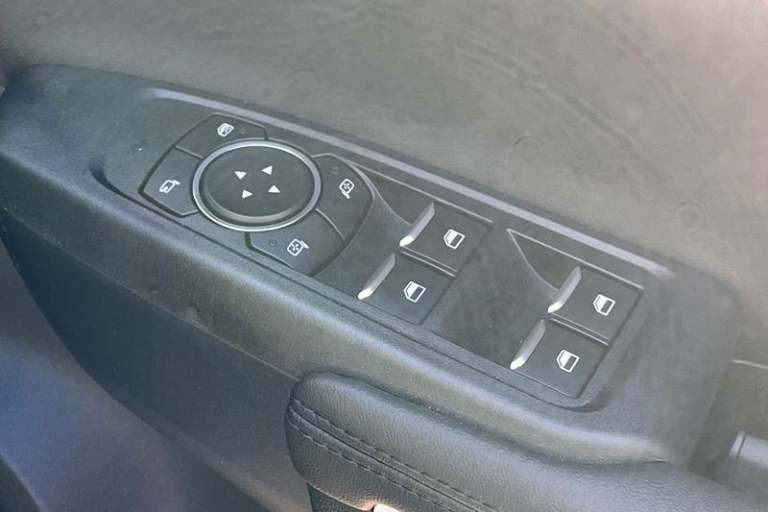 2025 Ford Ranger Stormtrak AUTO 2.3 EcoBoost 281ps PHEV 4x4 Double Cab Pick Up Automatic Pick-Up ...