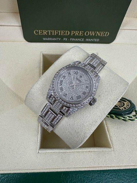 ROLEX LADIES DIAMOND SET 2019 BOX AND PAPERS