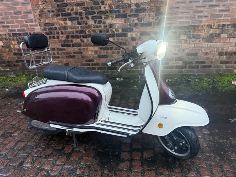 Royal Alloy TG300 LC, 2023, , Scooter Euro 5 , finance