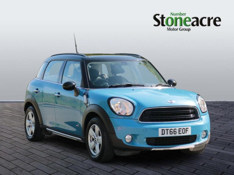 2017 MINI Countryman Cooper ALL4 Countryman HATCHBACK Petrol Manual