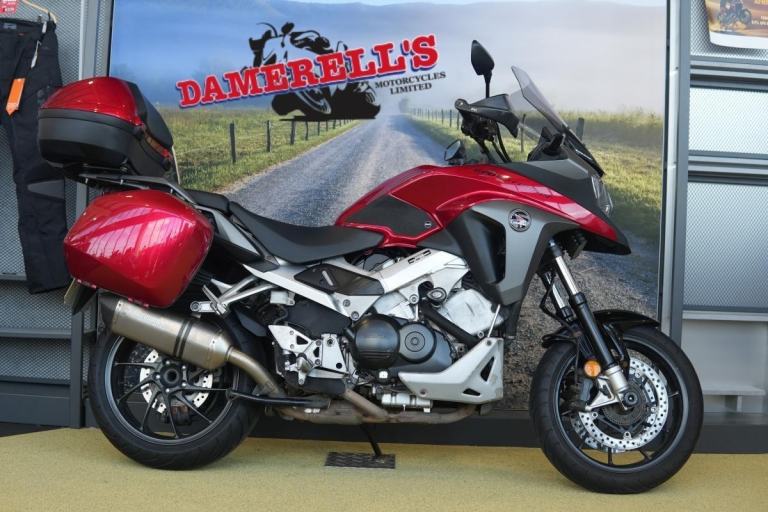 2016 HONDA VFR800 X CROSSRUNNER RED MOTORCYCLE