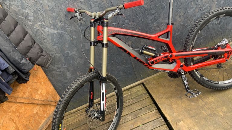 Yt Downhill MTB