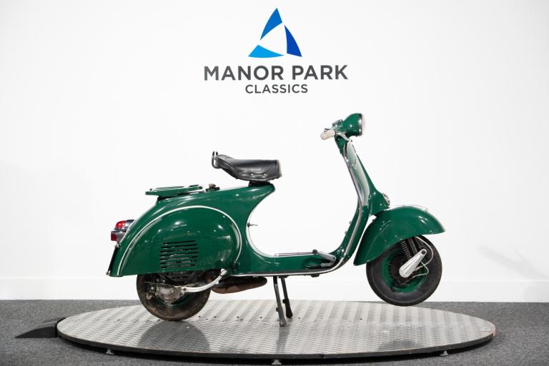 2011 DOUGLAS VESPA 125  PETROL Manual