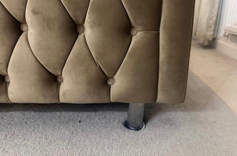 Gorgeous double bed with mattress 