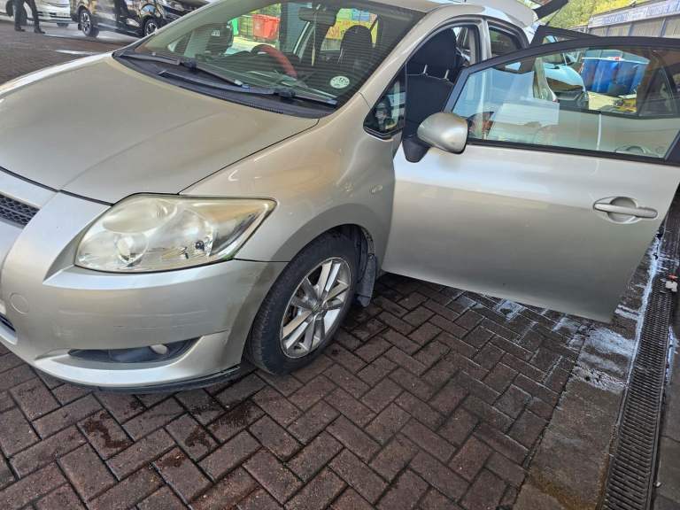 Toyota, AURIS, Hatchback, 2008, Manual, 1598 (cc), 5 doors
