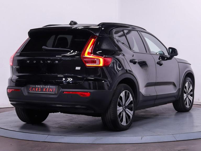 2023 Volvo XC40 Plus P8 AWD (408 hp) ESTATE Electric Automatic