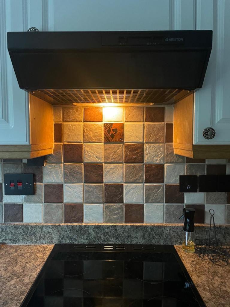 Ariston 60cm Extractor Hood