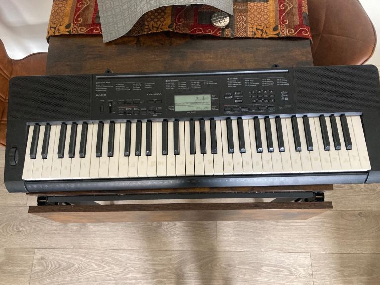 Casio keyboard CTK-3200