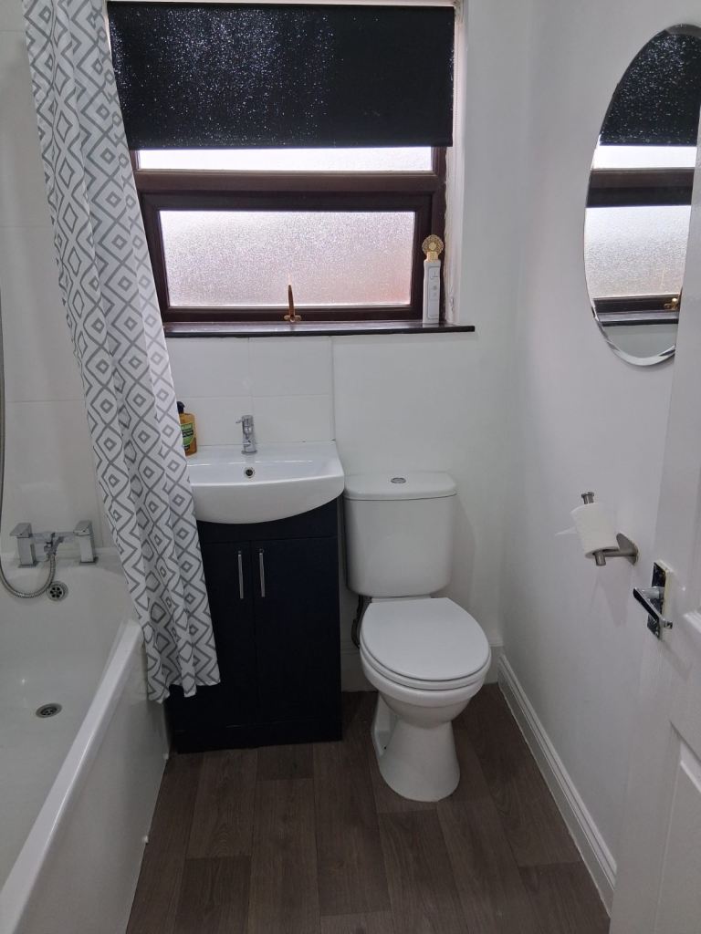 Two bedroom first floor apartment/flat 