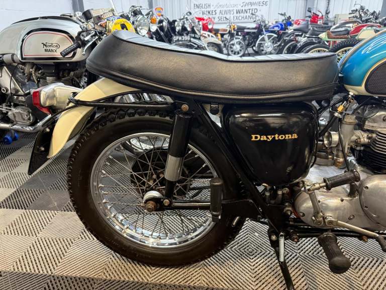 1967 Triumph Daytona T100R 500cc, lovely useable classic, Px welcome. 