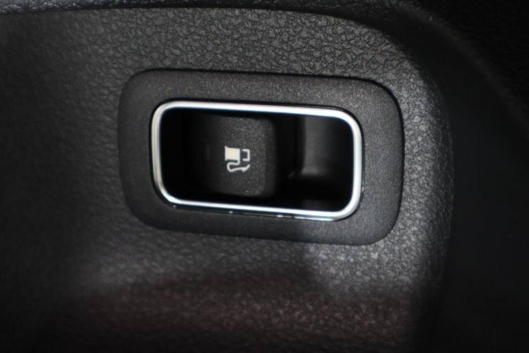 2020 Mercedes-Benz A-Class 1.3 A250e 15.6kWh AMG Line (Premium 2) 8G-DCT Euro 6 (s/s) 5dr Hatchba...