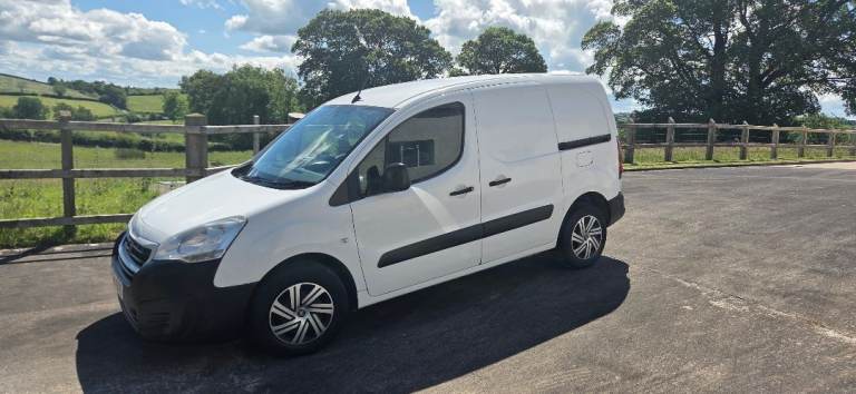 2015 Peugeot, PARTNER professional 1.6hdi  berlingo caddy connect 