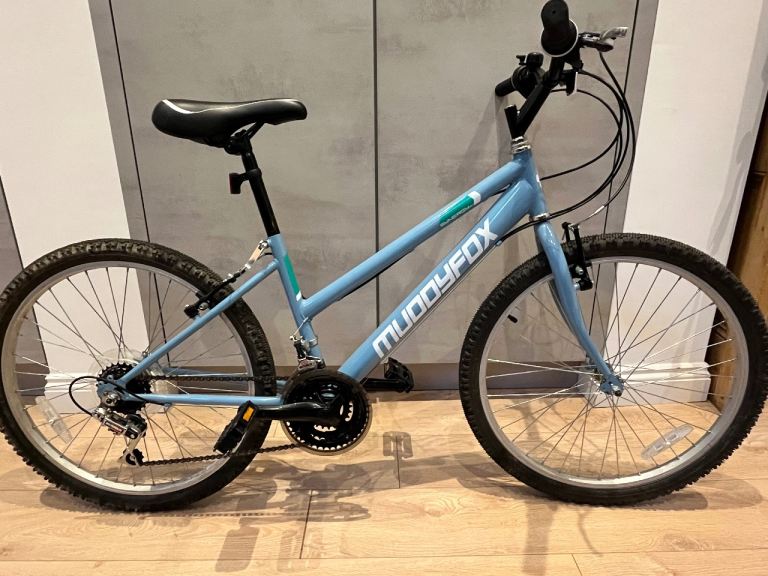 Muddyfox Synergy 24 inch. Kids bike (age 8-12).