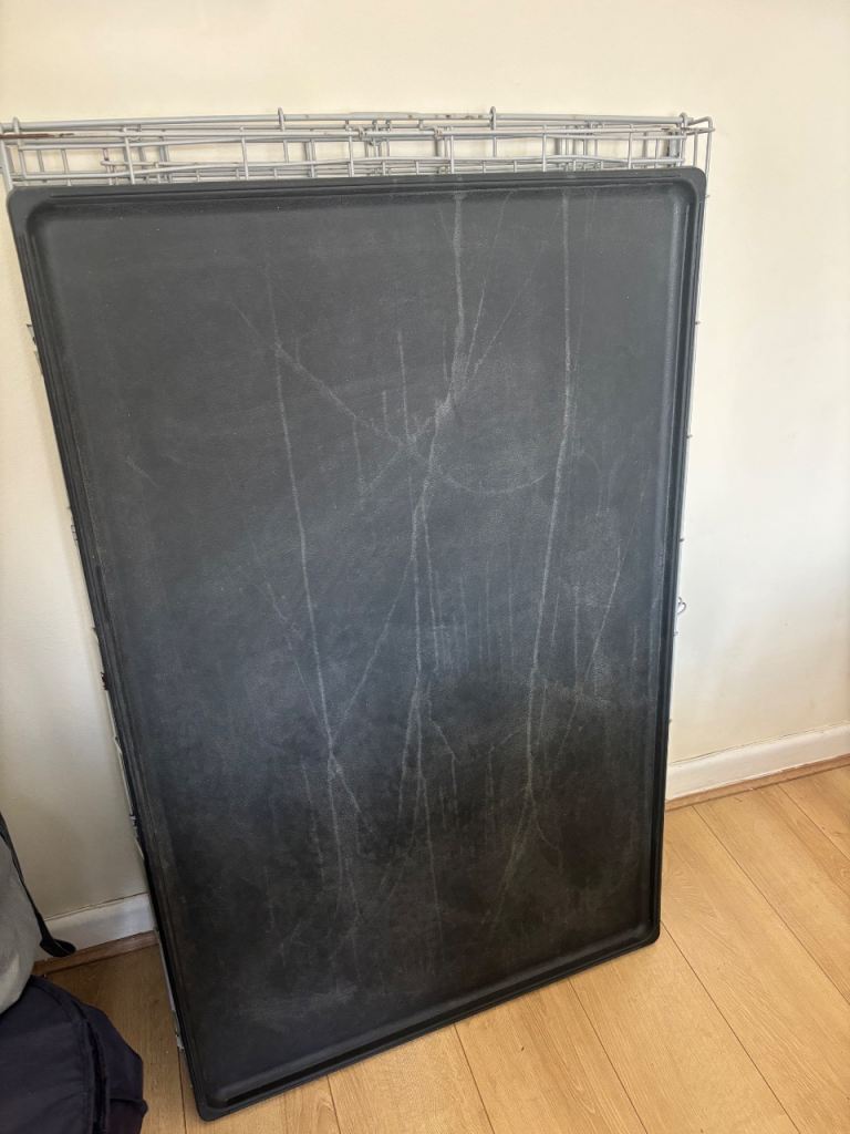 Free dog crate 