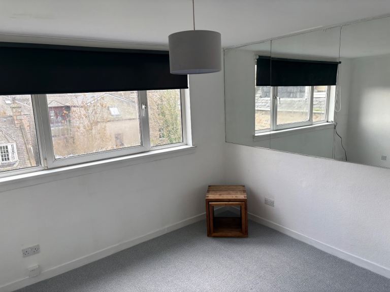 1 bedroom flat - West End