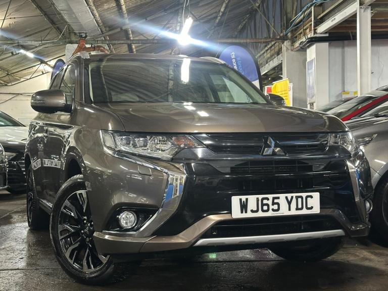2015 Mitsubishi Outlander 2.0h 12kWh GX4h SUV 5dr Petrol Plug-in Hybrid CVT 4WD Euro 6 (s/s) (200...