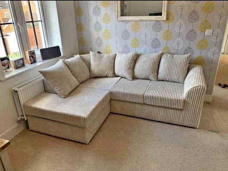 ☑♻❣Affordable Price Comfort in a Stylish 3+2 Seater and Corner Sofa