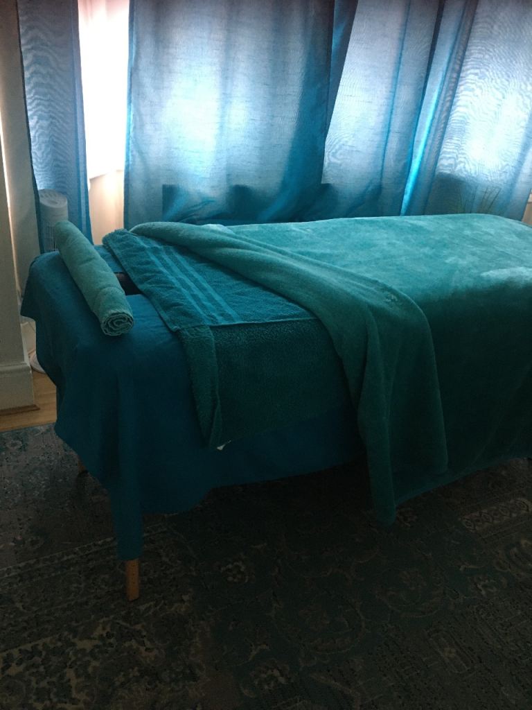 Essex Westcliff on sea deep tissue massage £65 hour