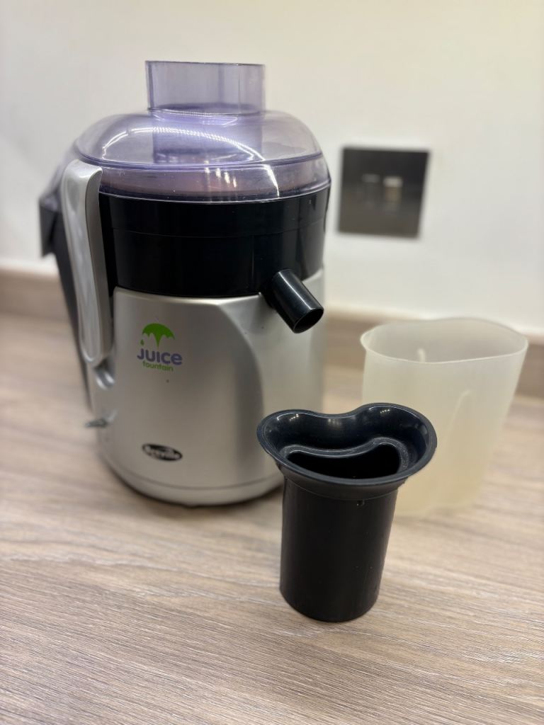 Breville Juice Fountain Junior JE22  Silver/Black 