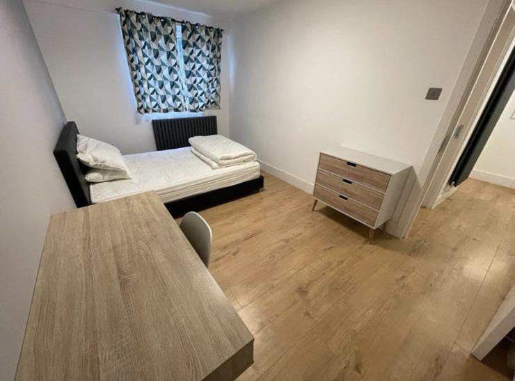 🏠 Lovely Double Room In Westferry E14 7HP | Near Station 📍🤍