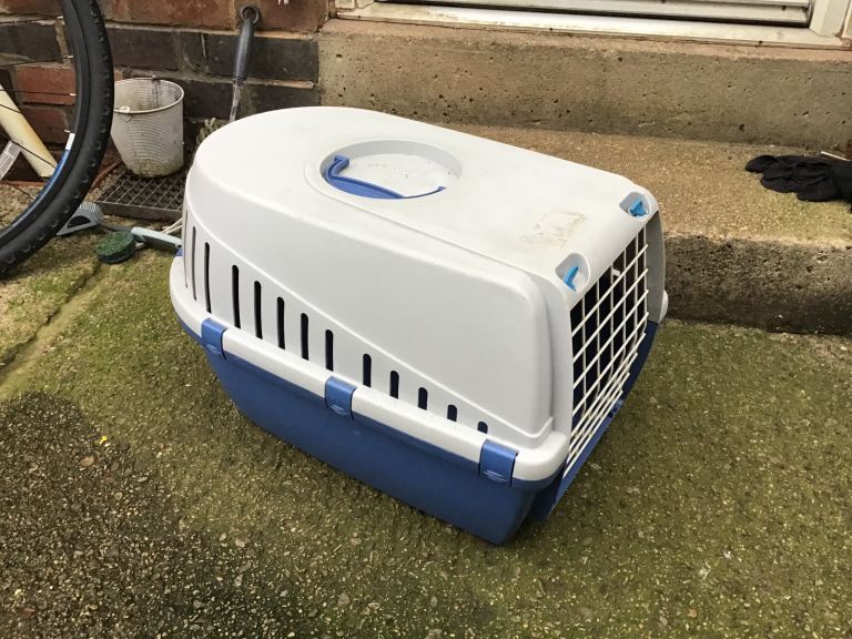 Pet Travel Carrier For Rabbits, Guinea Pigs etc.