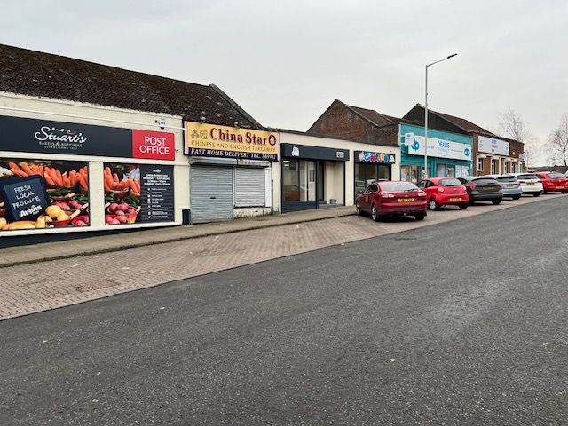 Commercial shop unit for rent - Benarty Square, Ballingry